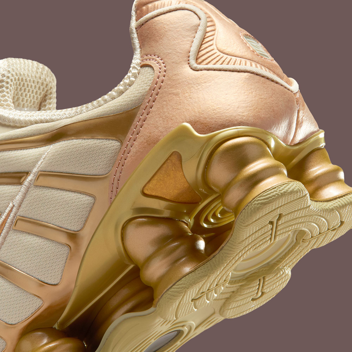 Nike Shox Tl Coconut Milk Metallic Gold Im7189 113 8