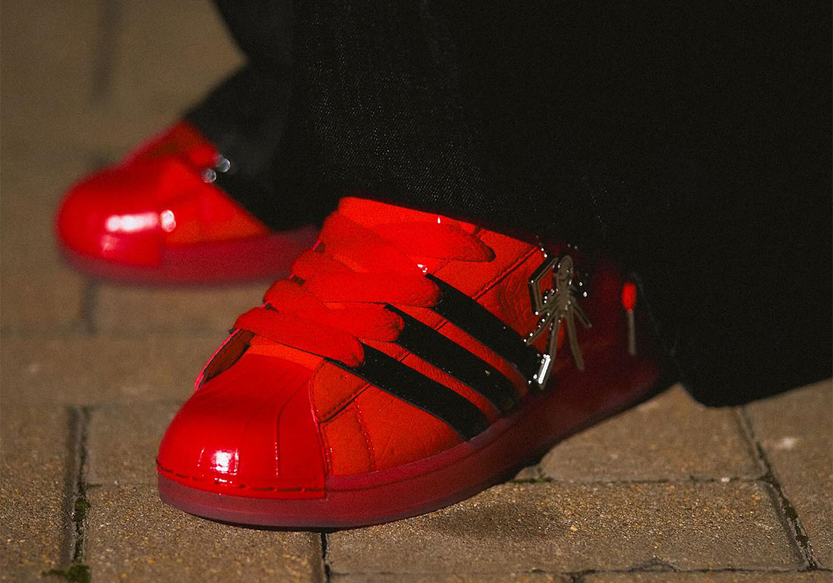 Sp5der Adidas Supermodified Red Black 1