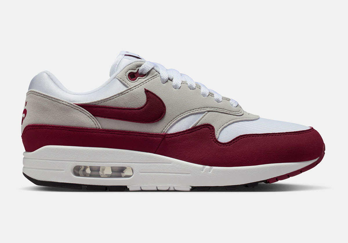 Stranger Things Nike Air Max 1 Im3906 100 2