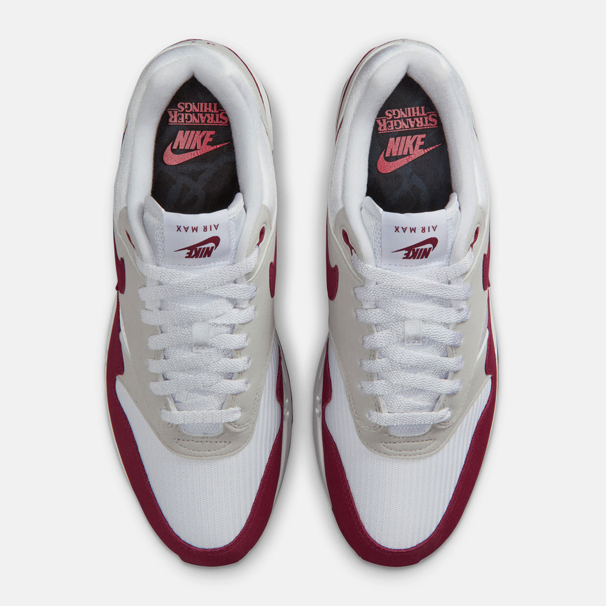 Stranger Things Nike Air Max 1 Im3906 100 3