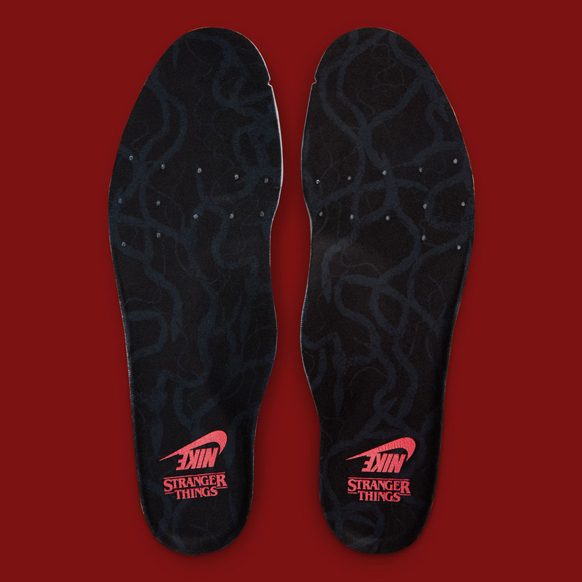 Stranger Things Nike Air Max 1 Im3906 100 11