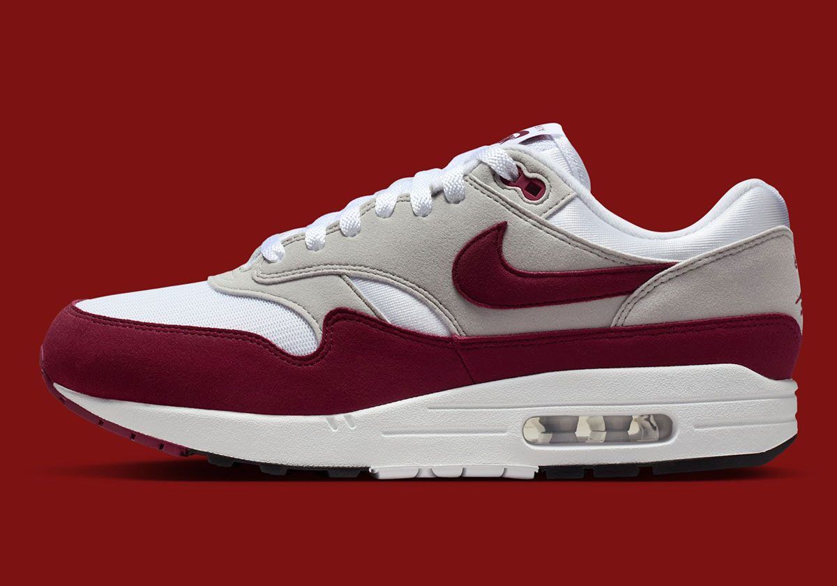 Stranger Things Nike Air Max 1 Im3906 100 2 442549