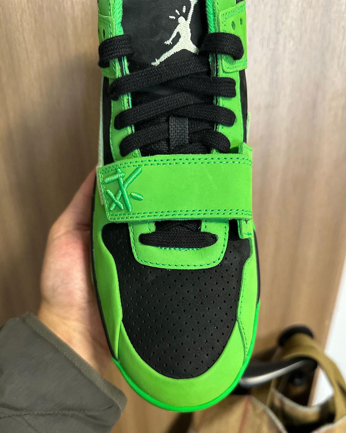 Travis Scott Jordan Jumpman Jack Green Spark Im9113 300 4