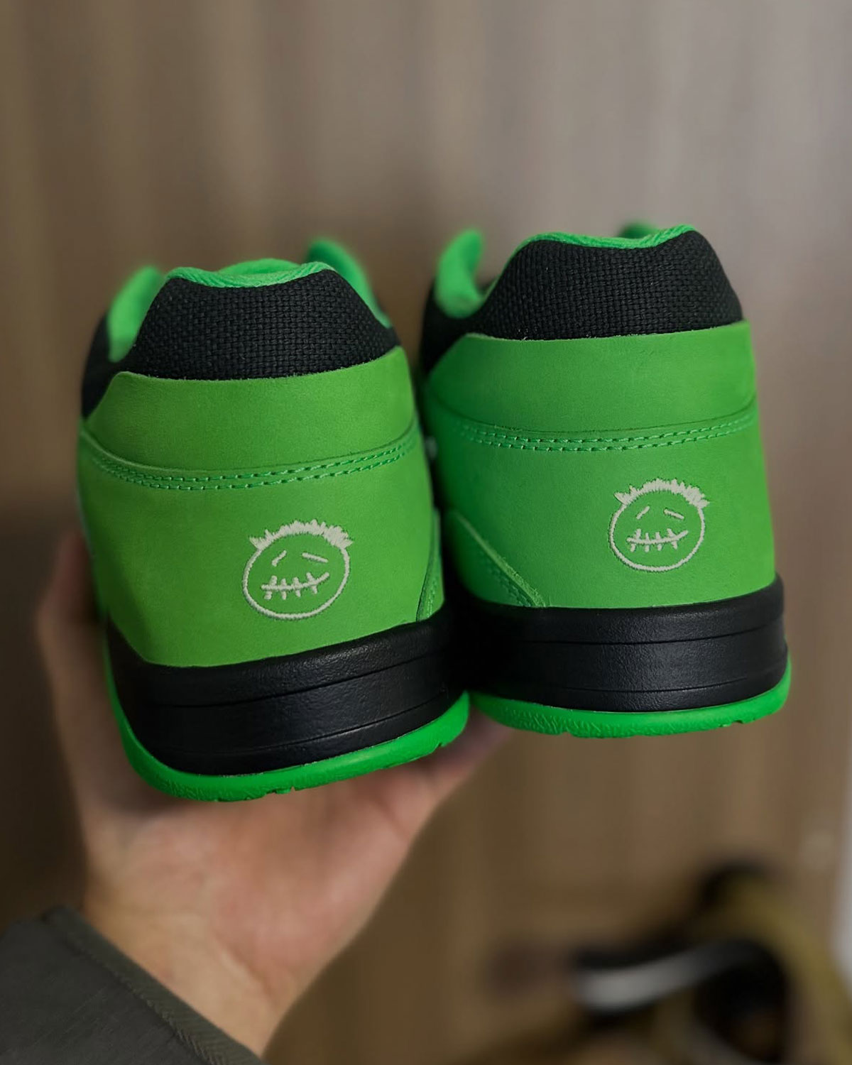 Travis Scott Jordan Jumpman Jack Green Spark Im9113 300 8