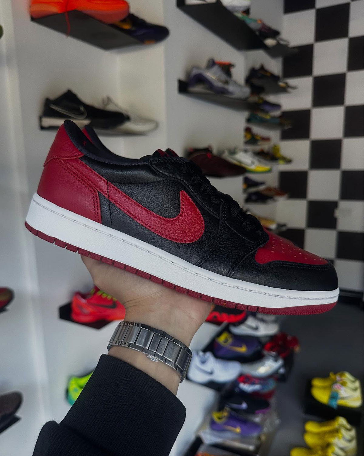 Air Jordan 1 Low Og Banned 11