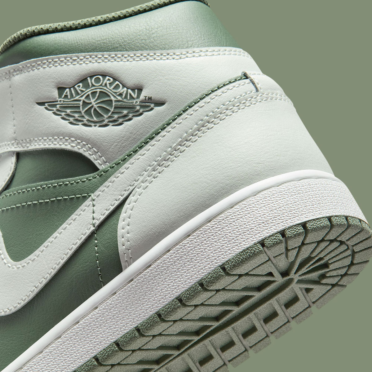 Air Jordan 1 Mid Summit White Vintage Lichen Dq8426 107 8