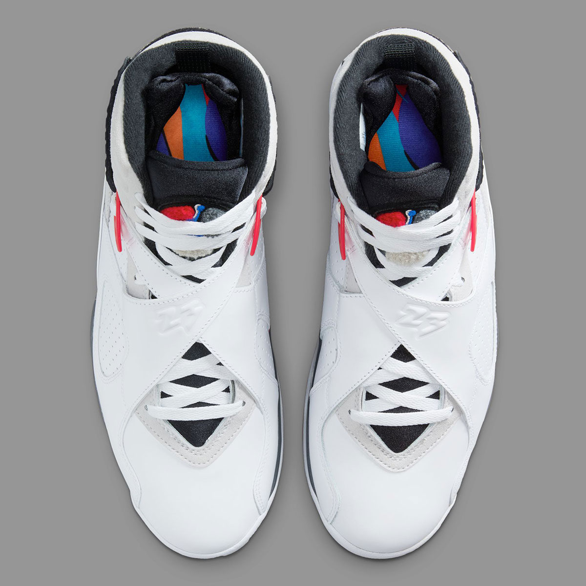 Air Jordan 8 Bugs Bunny 4