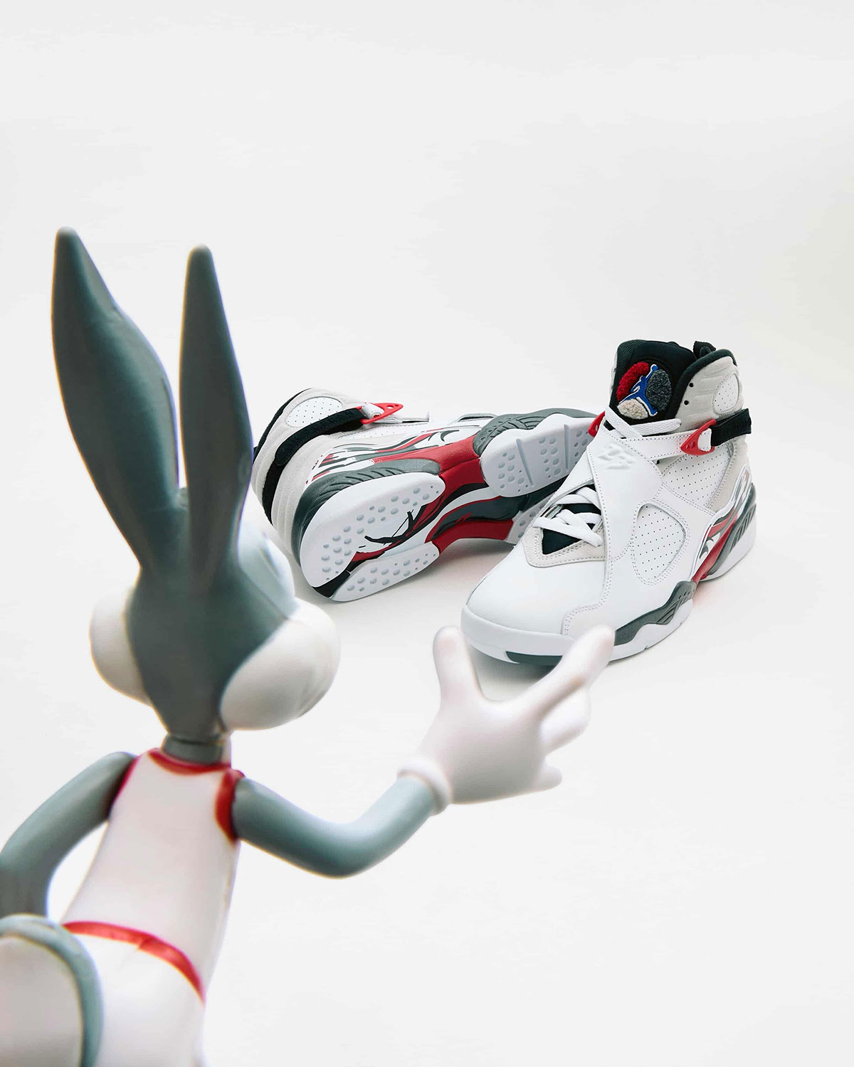 Jordan 8 Bugs Bunny 4