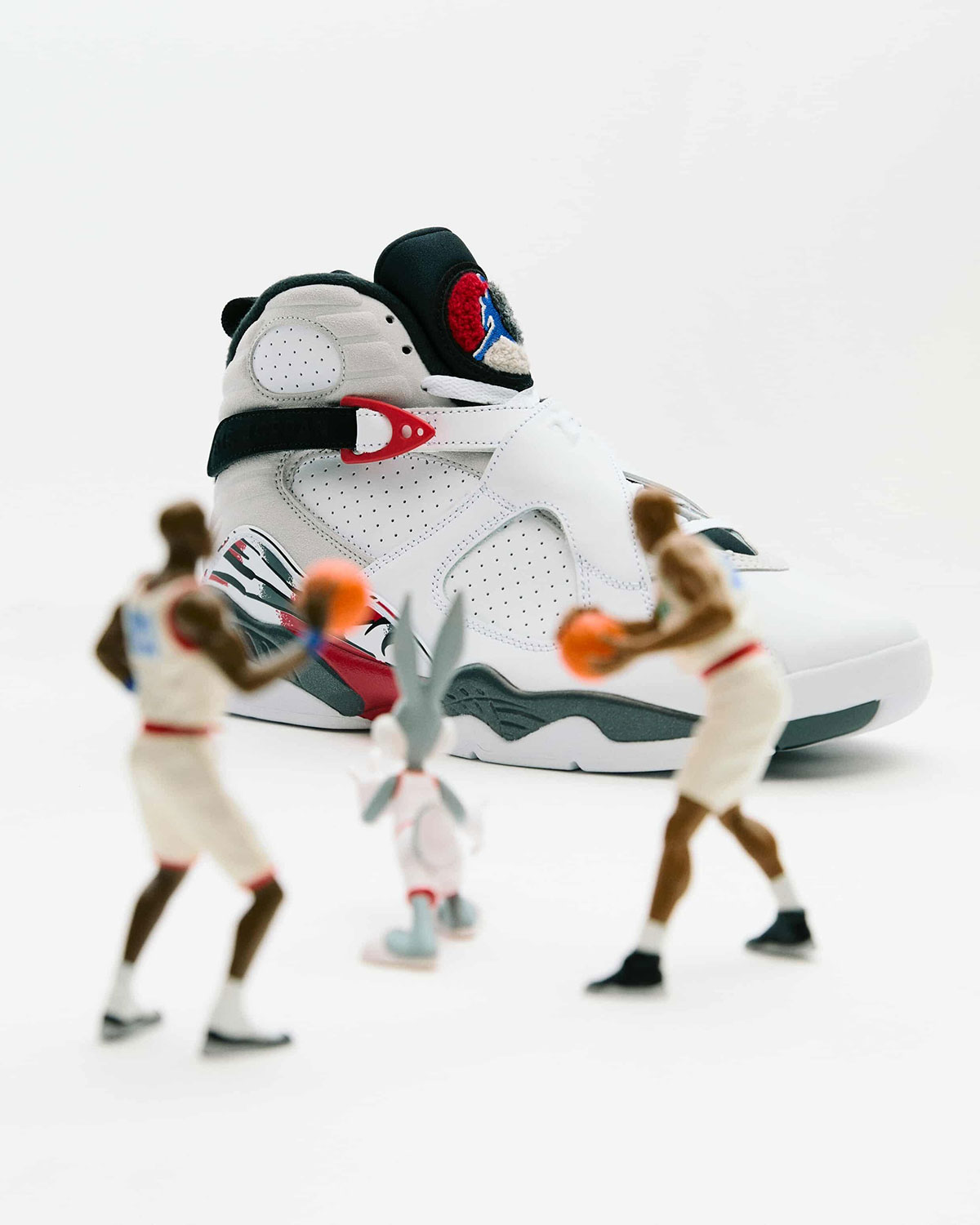 Jordan 8 Bugs Bunny 8