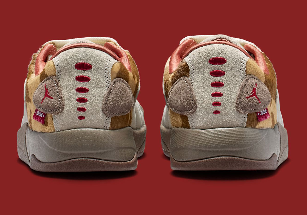 Jordan Session Year Of The Horse Iq1111 262 6