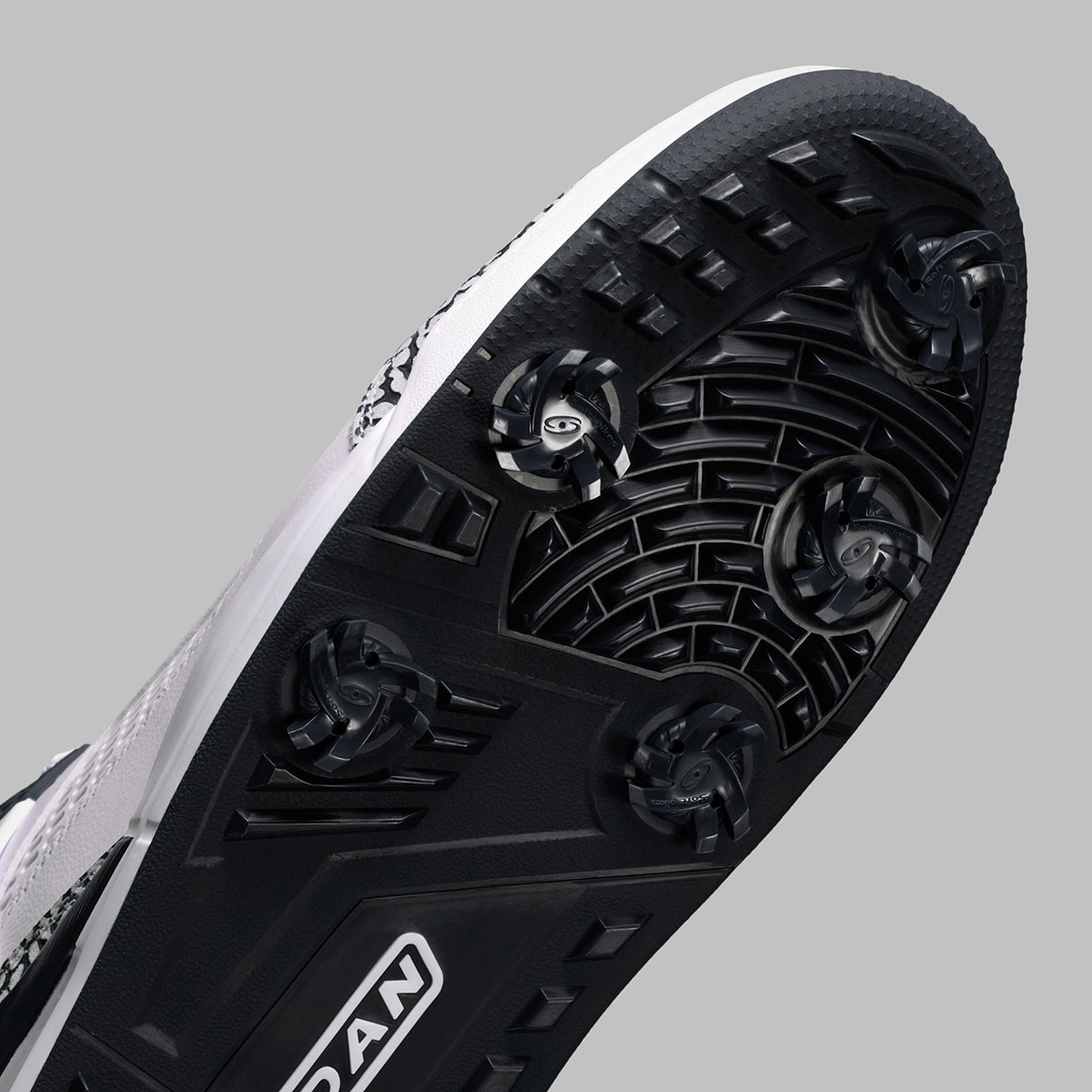 Jordan Spizike Low Golf White Pure Platinum Obsidian Hq4365 101 1