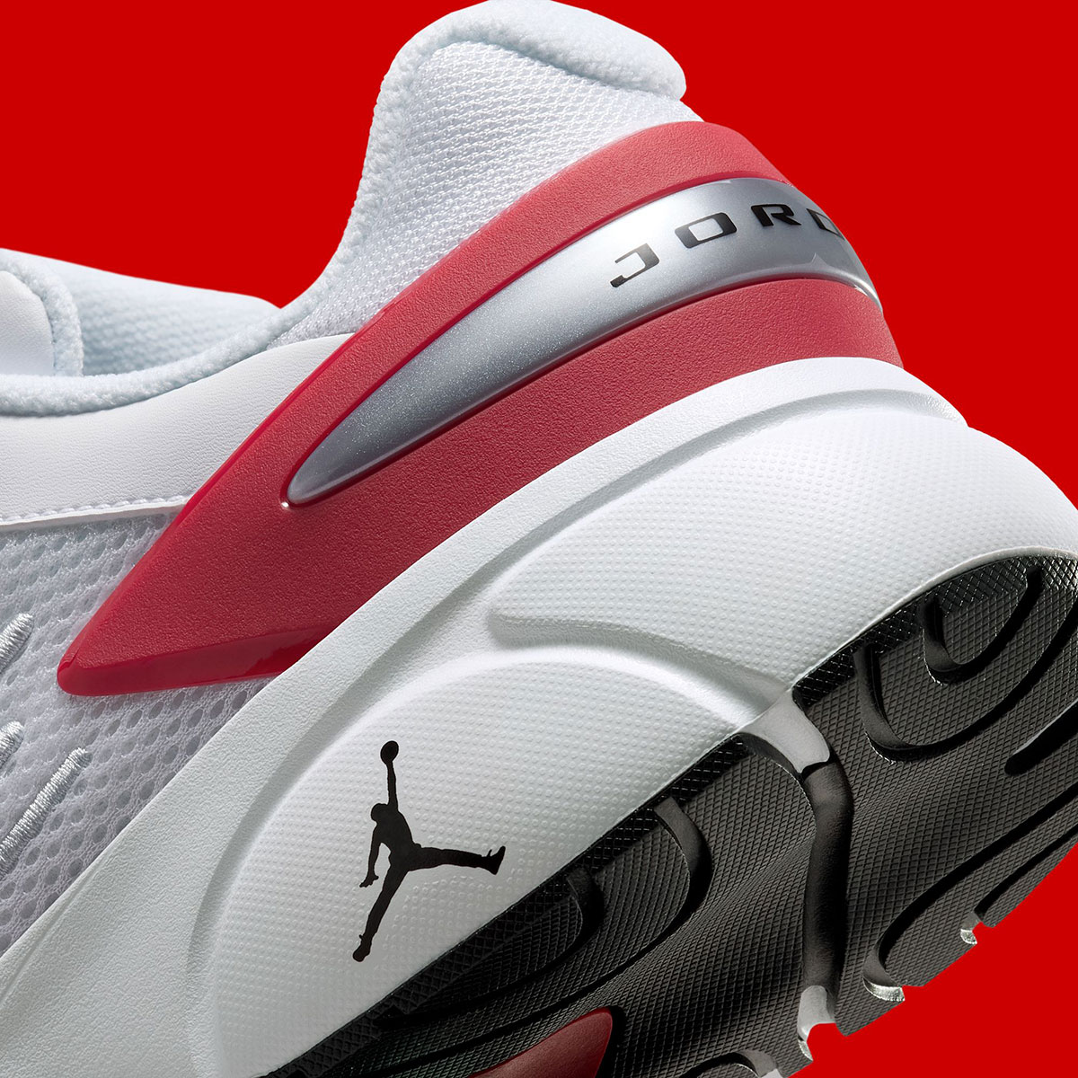 Jordan Trunner Flow White Gym Red Black Io2091 101 1