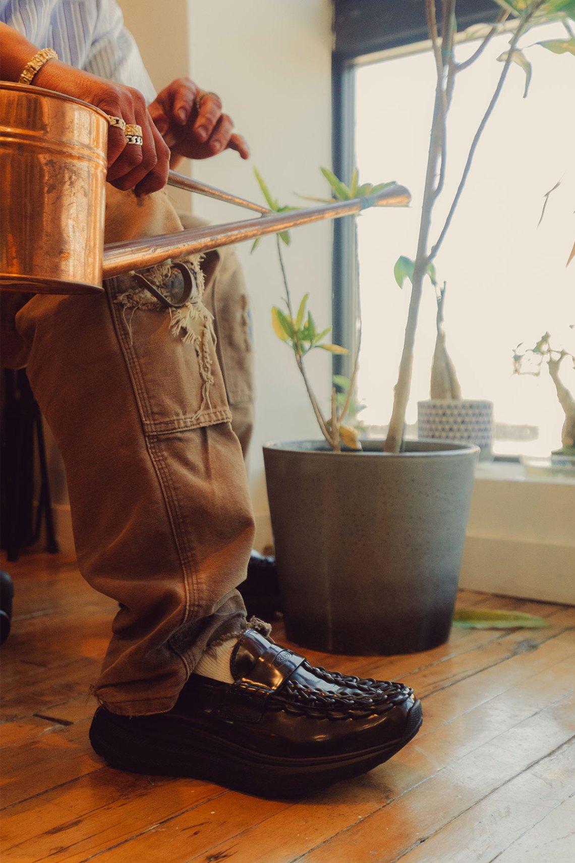 KEEN UNEEK Loafer Release Date | SneakerNews.com