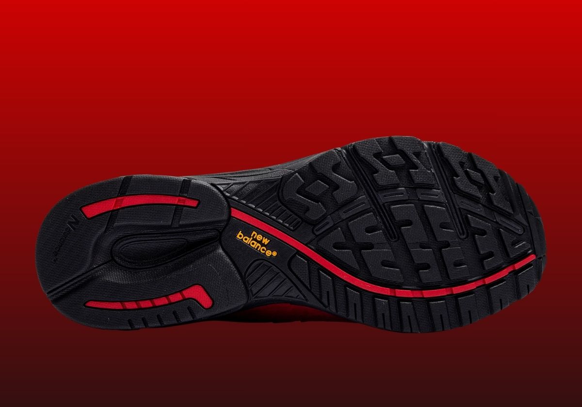 New Balance 993 Black Red 3