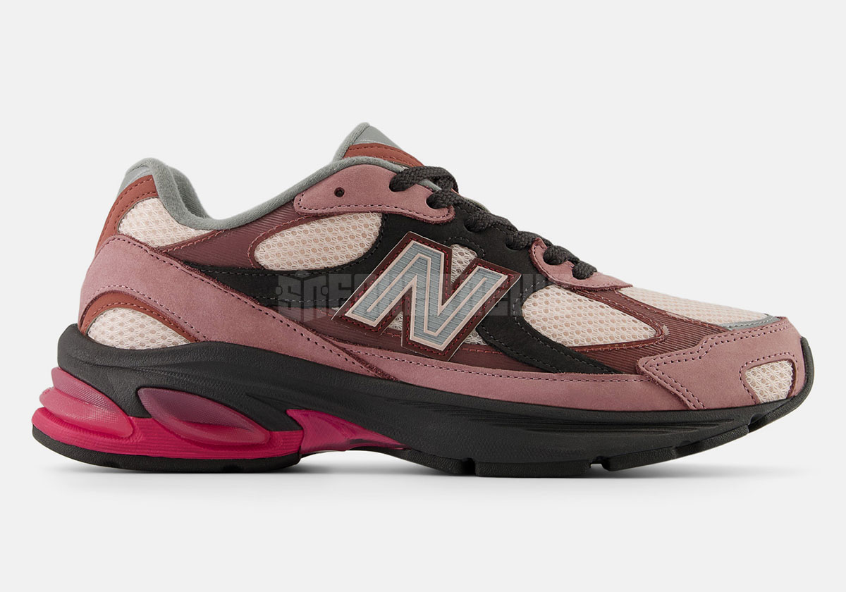 New Balance Abzorb 2010 Pink Maroon Black 1
