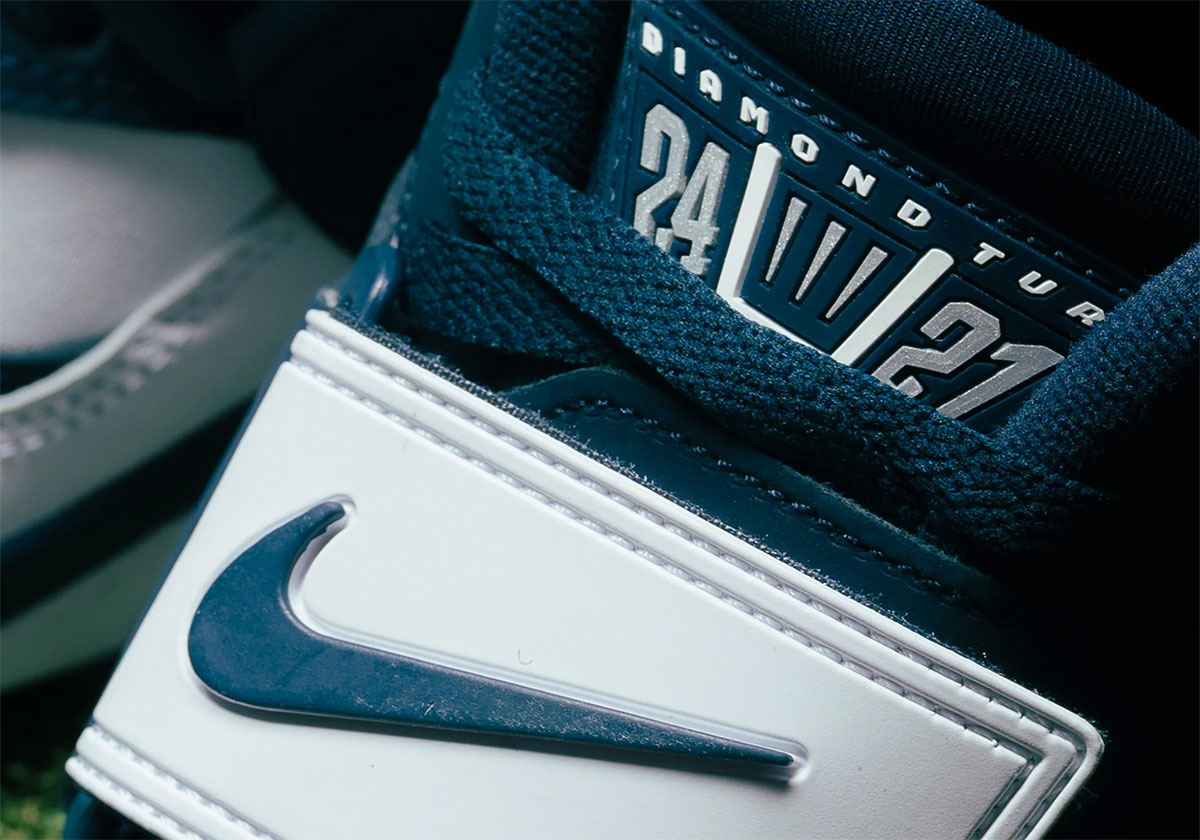 Nike Air Diamond Turf Cowboys Deion Sanders Shoes 4