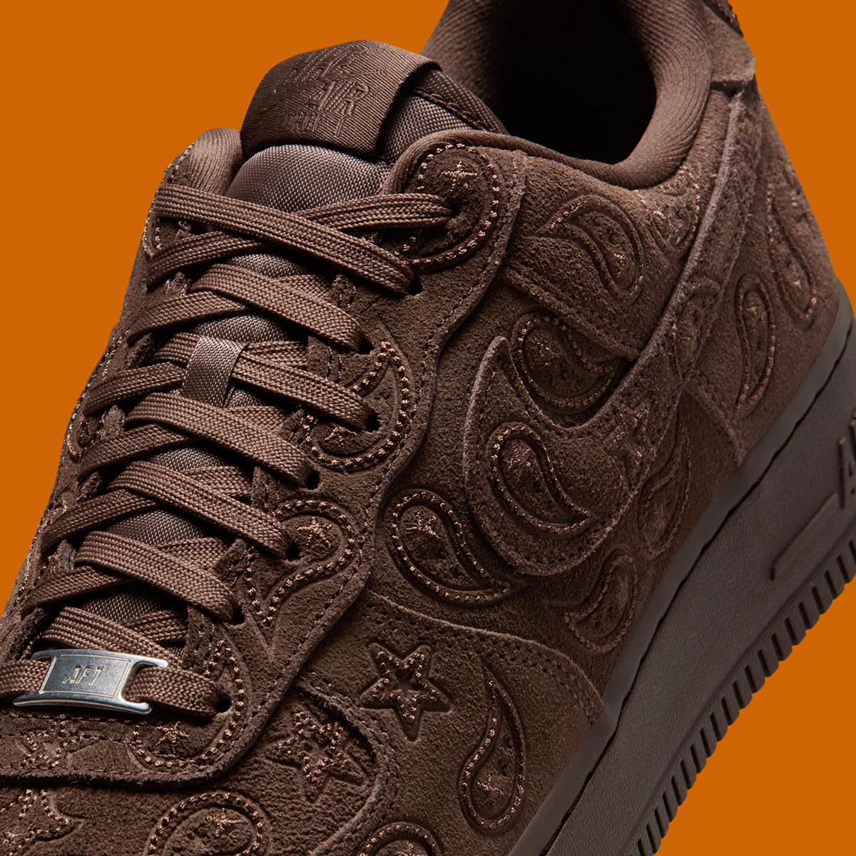 Nike Air Force 1 Low Paisley Baroque Brown Iu2363 200 1