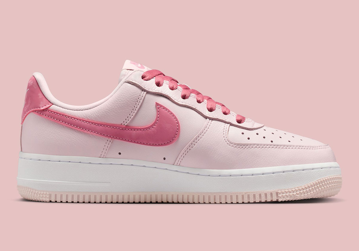 Nike Air Force 1 Low Valentines Day 2026 Io8755 600 3