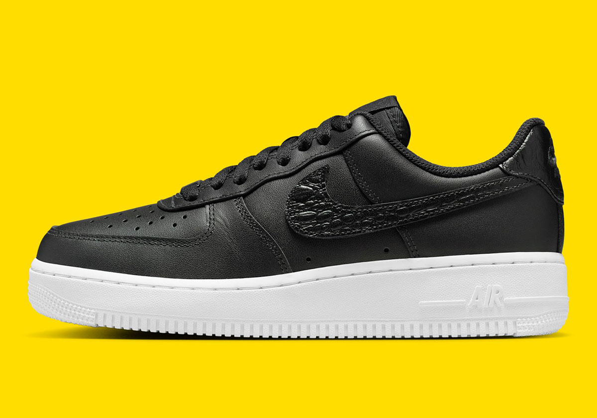 Nike Air Force 1 Pebble Croc Swoosh Io4837 001 1