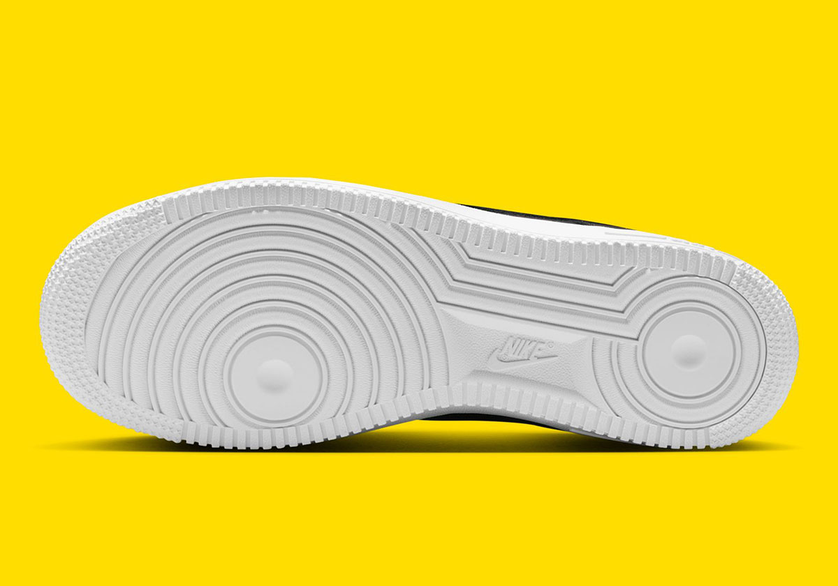 Nike Air Force 1 Pebble Croc Swoosh Io4837 001 2