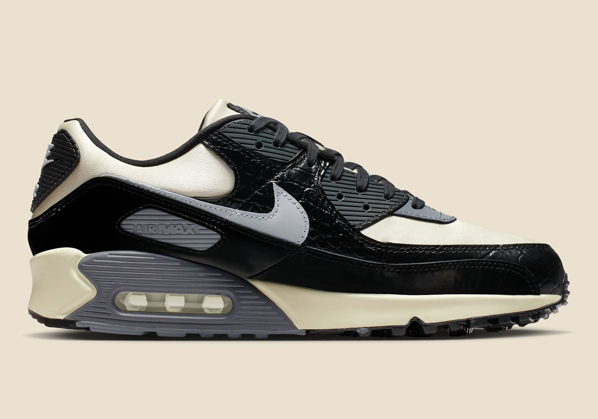 Кроссовки Nike Air Max 90 Coconut Milk черные Io4468 100 3