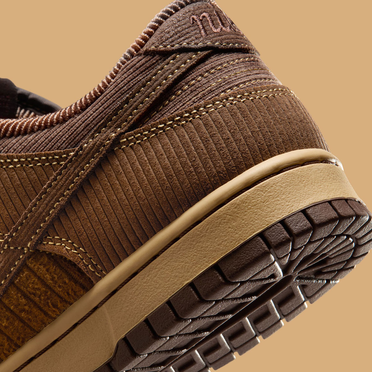 Nike Dunk Low Corduroy Light British Tan Light Chocolate Twine Ib7746 200 8