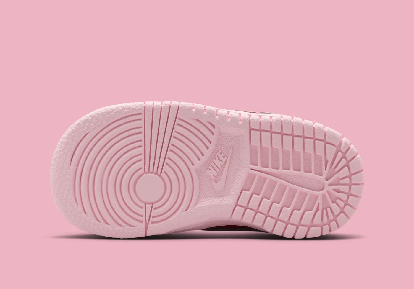 Nike Dunk Low Valentines Day 2