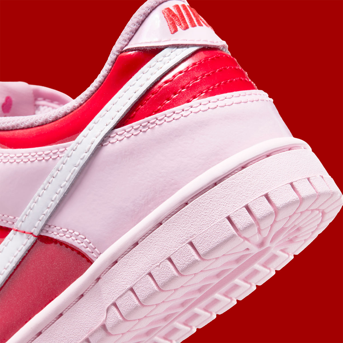 Nike Dunk Low Valentines Day Iq0218 663 8