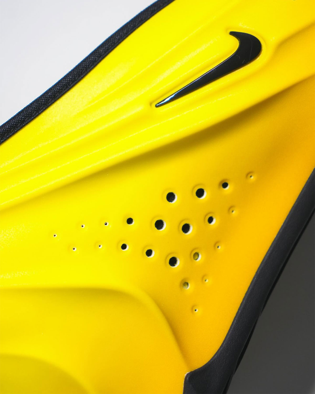 Nike Gt Future Yellow Lightning 4