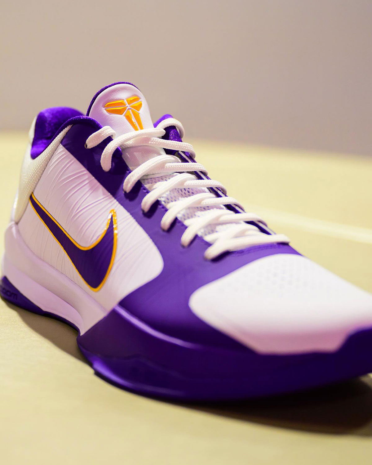 Nike Kobe 5 Protro Lsu Womens Basketball Pe 3