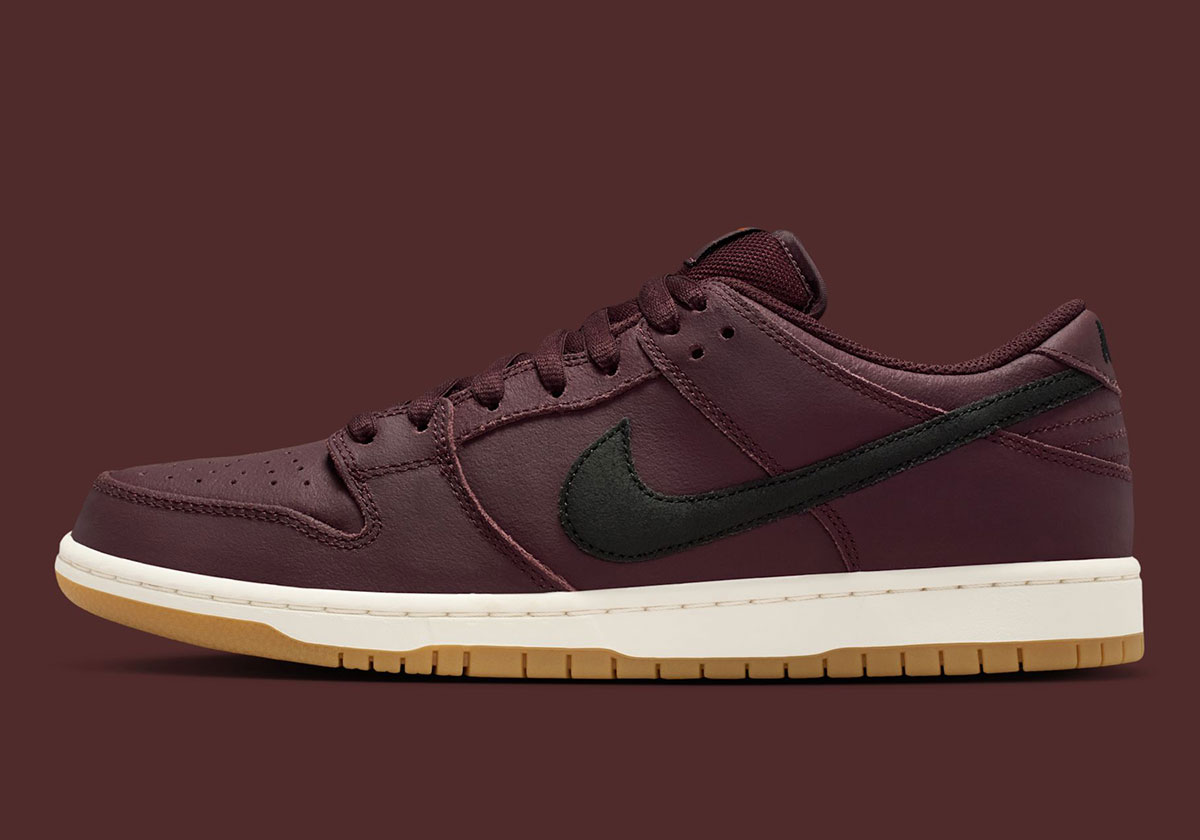 Nike Sb Dunk Low Pro Iso Burgundy Crush Io2304 600 1
