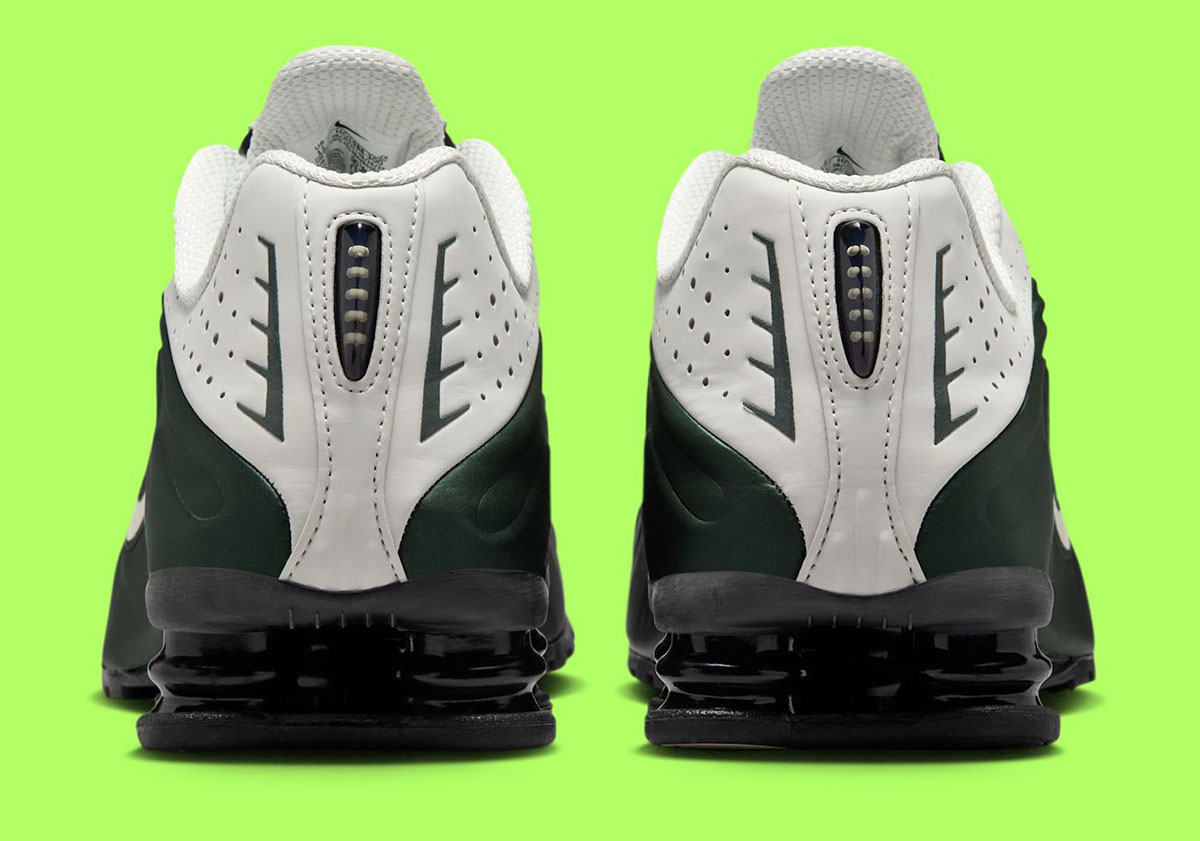 Nike Shox R4 Black Spruce Spruce Fog Black Olive Aura Hq1988 300 8