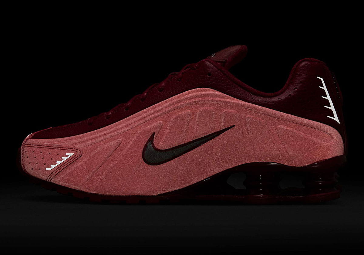 Nike Shox R4 Red Reflective Leather Iq0608 687 9