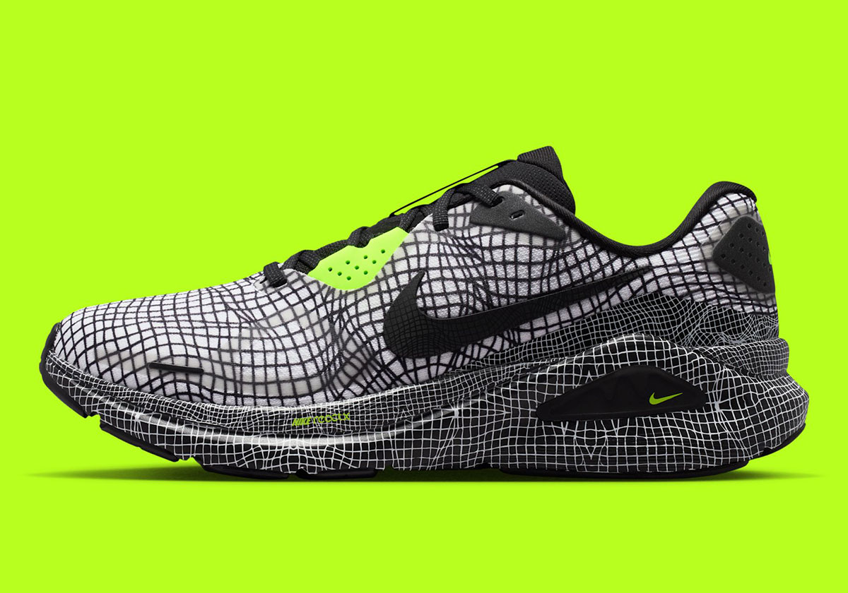 Nike Structure 26 White Black Volt Iq0606 100 1