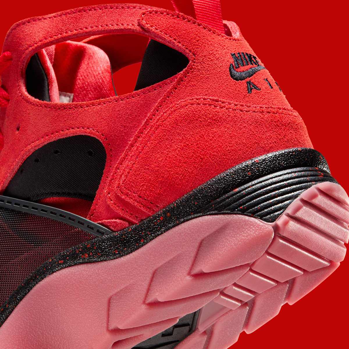 Nike Trainer Huarache Challenge Red Black Iq0615 600 8