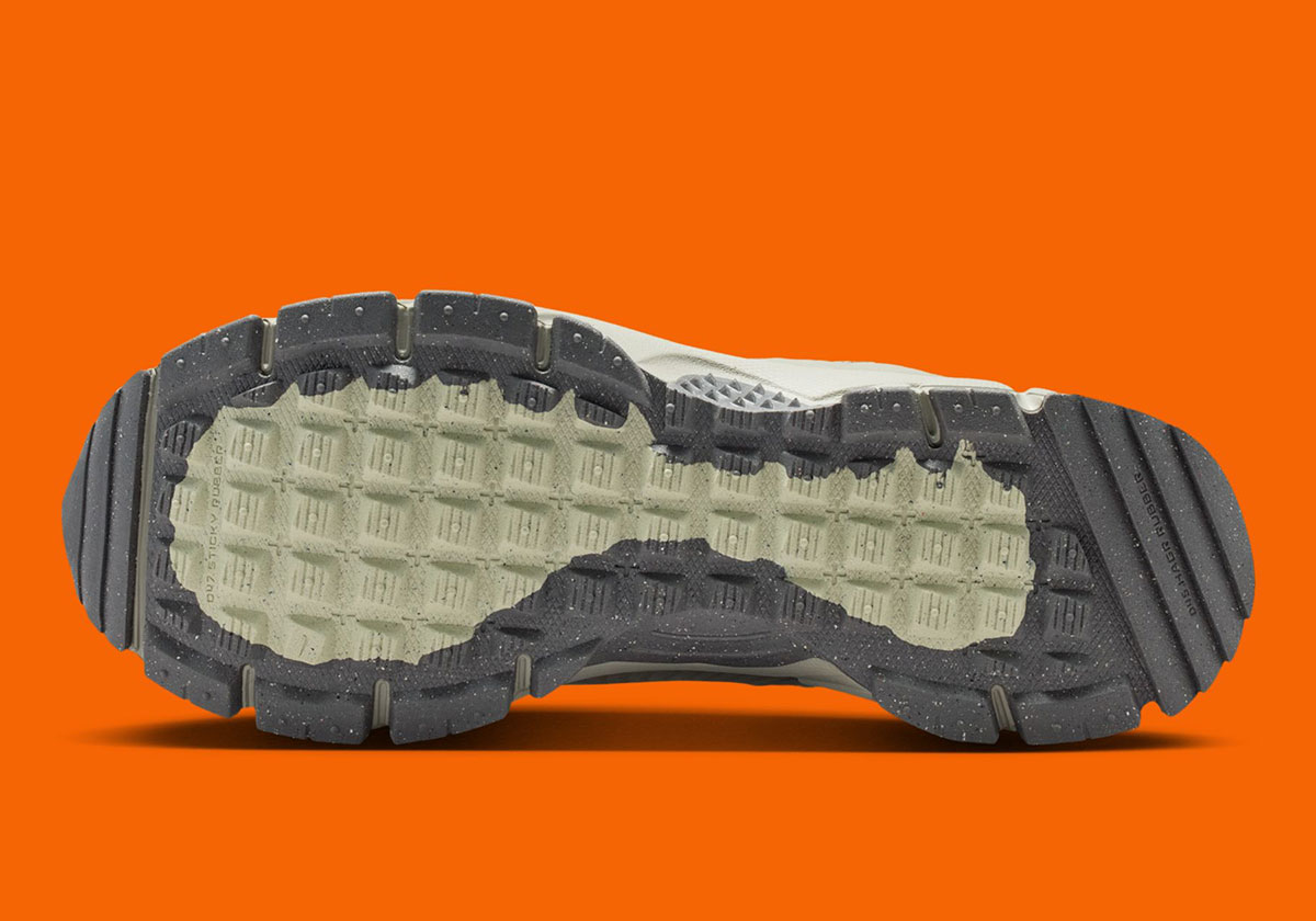 Nike Zoom Vomero 5 Roam Серебристый Шалфей Ель Туман Едва заметный Volt Hj4646 300 1