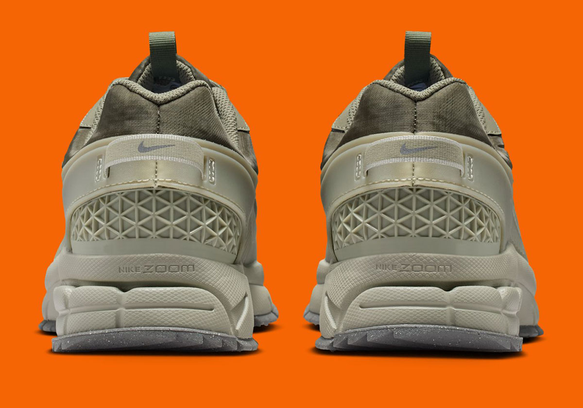 Nike Zoom Vomero 5 Roam Серебристый Шалфей Ель Туман Едва заметный Volt Hj4646 300 6