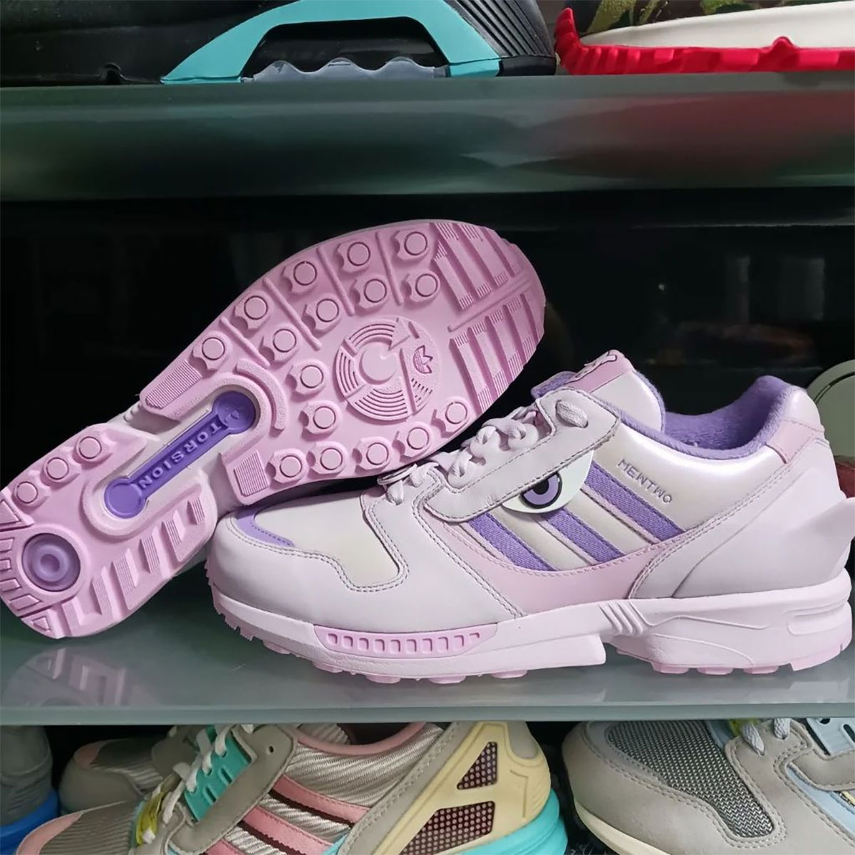 Pokemon Adidas Mewtwo Zx 8000 Ki5326 3