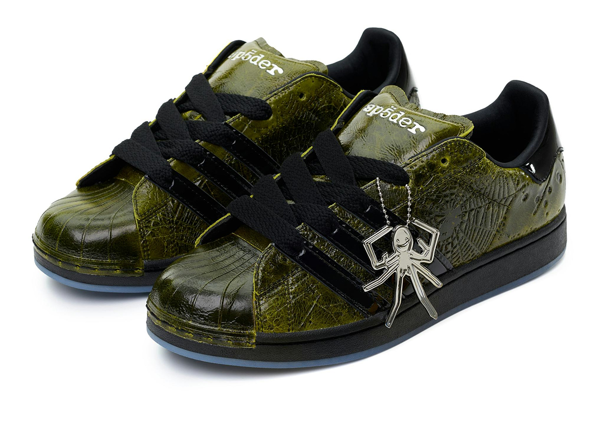 RAFFLE LIVE: Sp5der x adidas Superstar "Olive"