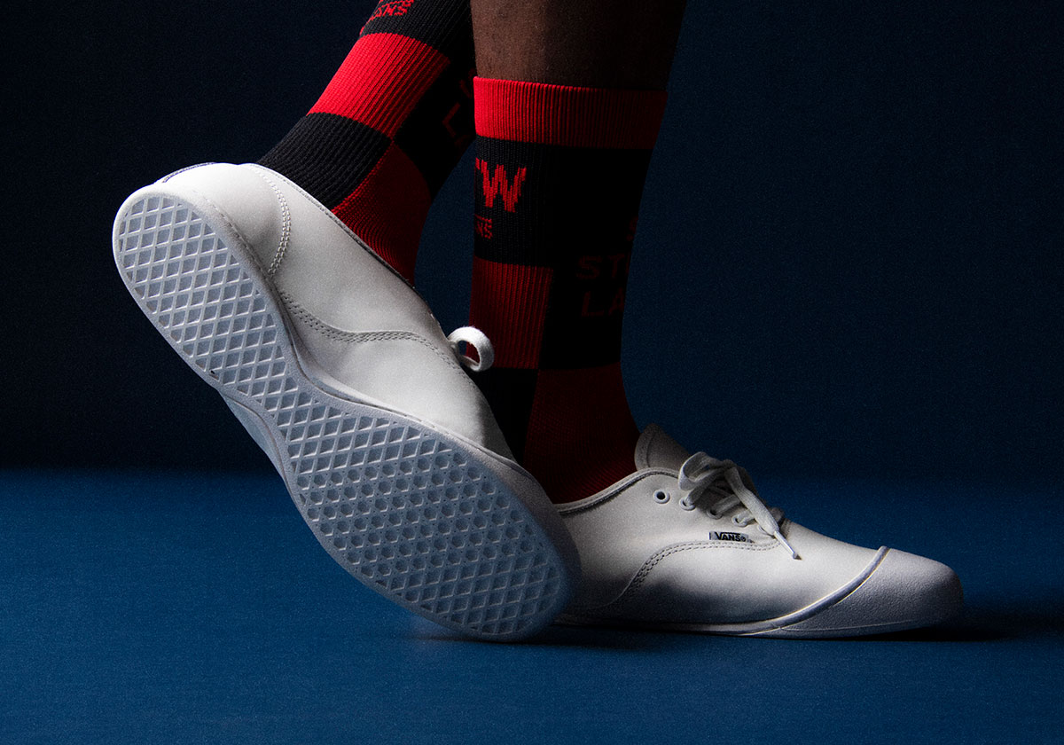 Sr Studio La Vans Holiday 2025 11