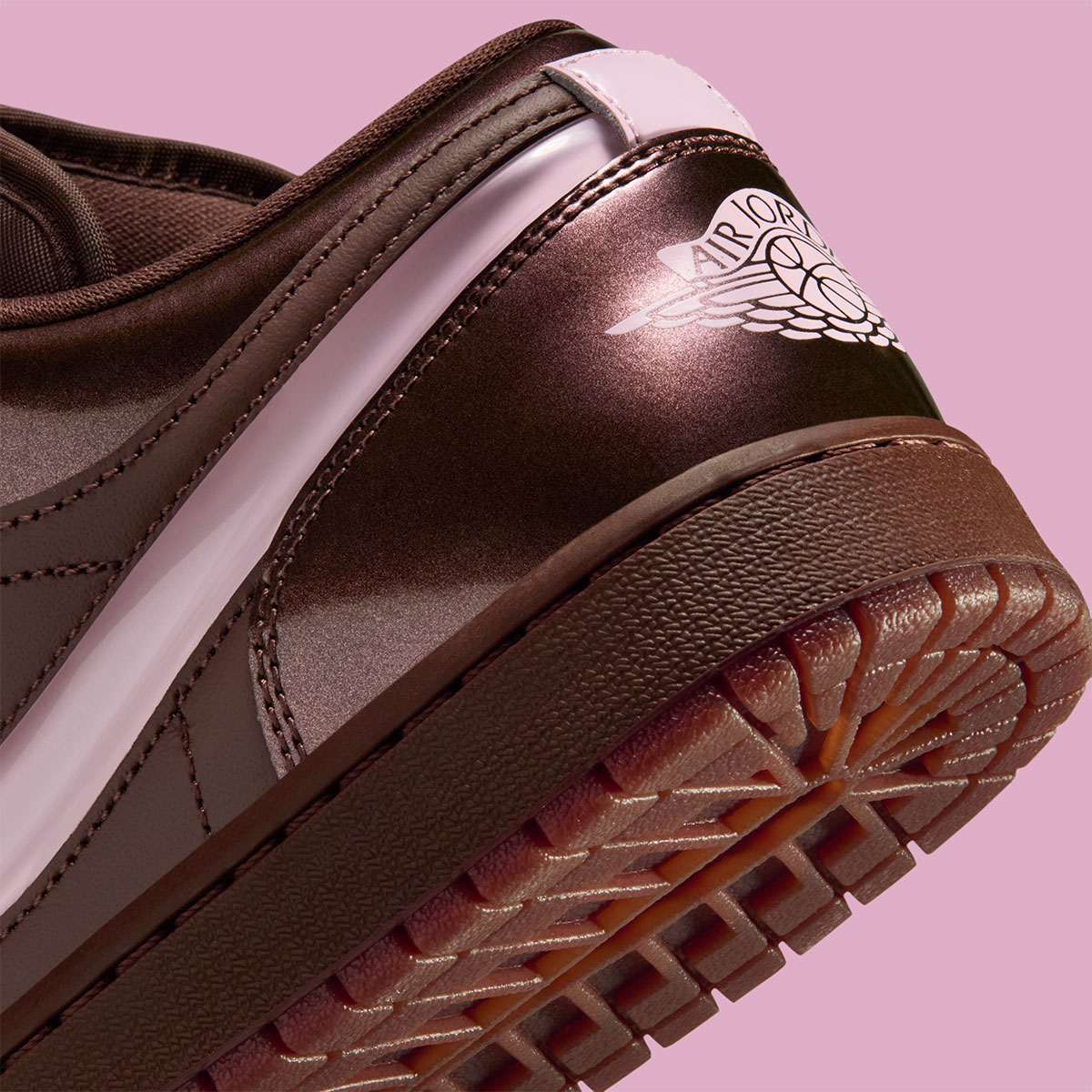 Air Jordan 1 Low Light Chocolate Pink Foam Iq9787 262 8