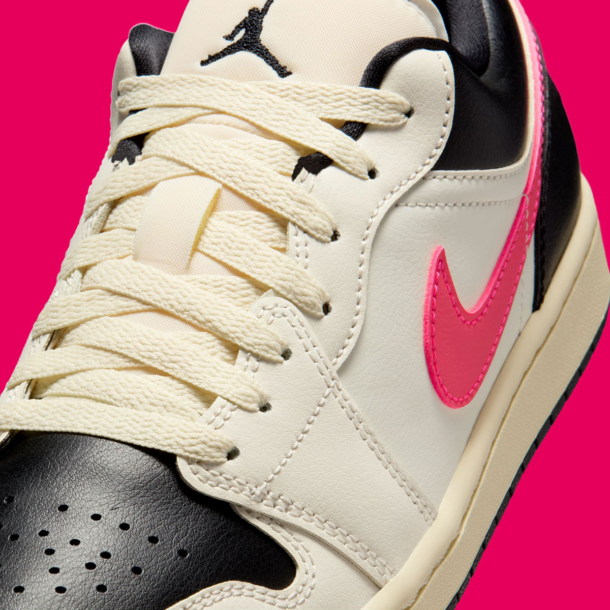 Air Jordan 1 Low Pale Ivory Black Muslin Racer Pink Dc0774 107 7