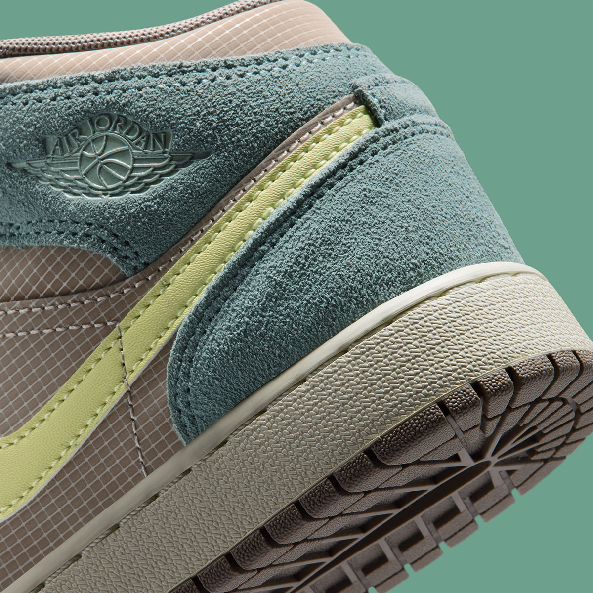 Air Jordan 1 Mid Gs We Outside If2873 200 3