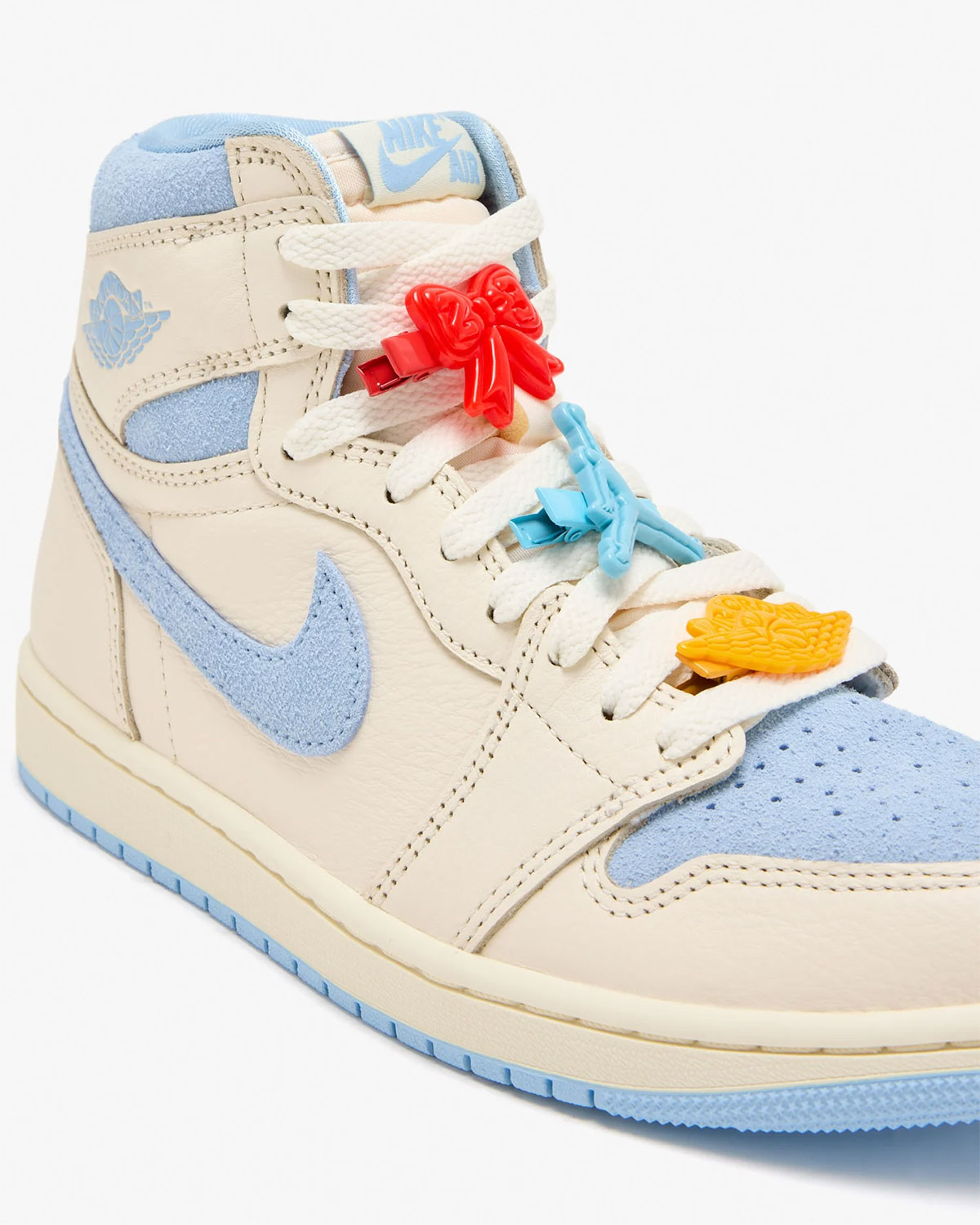 Air Jordan 1 Retro High Og Pale Ivory Psychic Blue Coconut Milk Fd2596 102 2