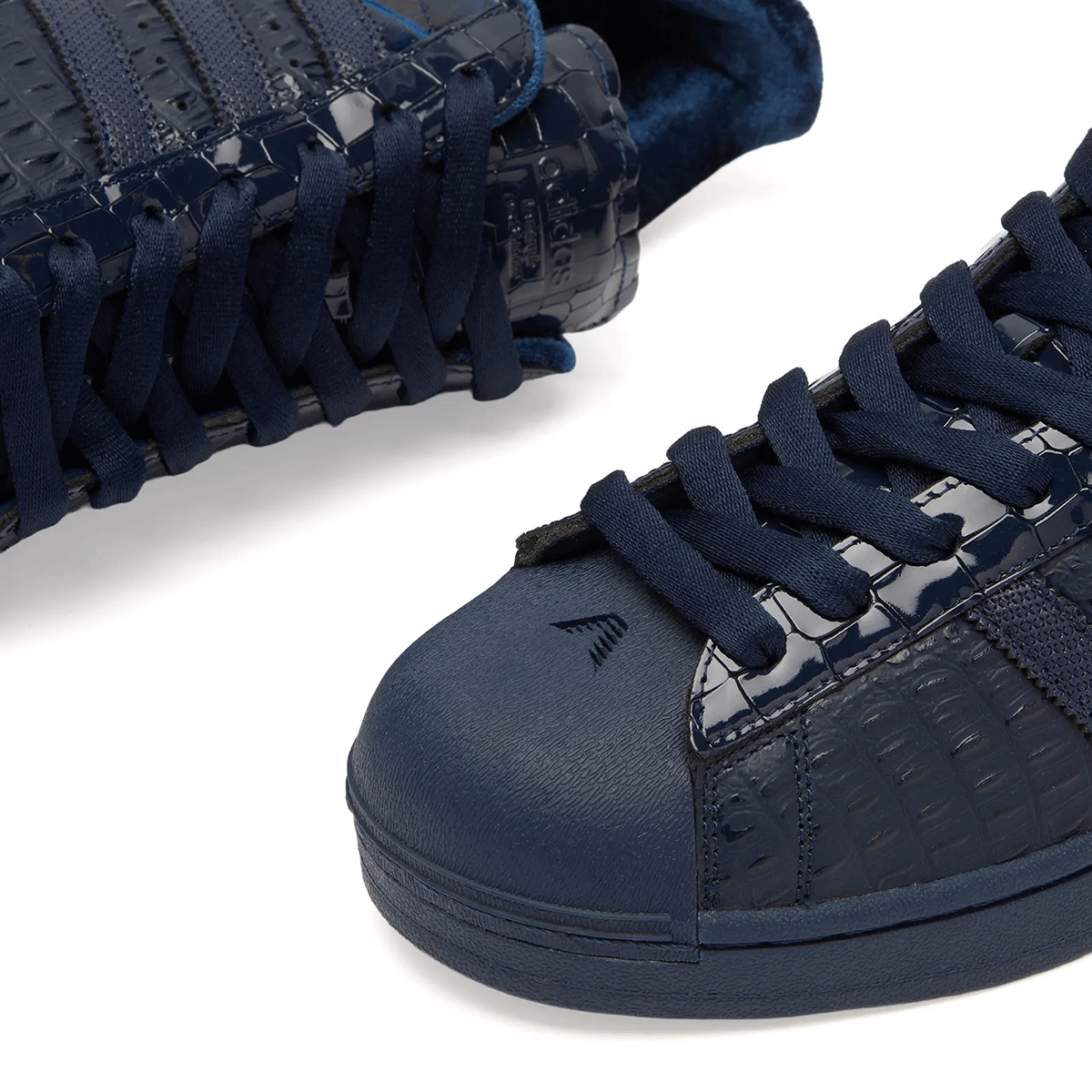 Anthony Edwards Adidas Superstar Navy Croc Ki6585 4