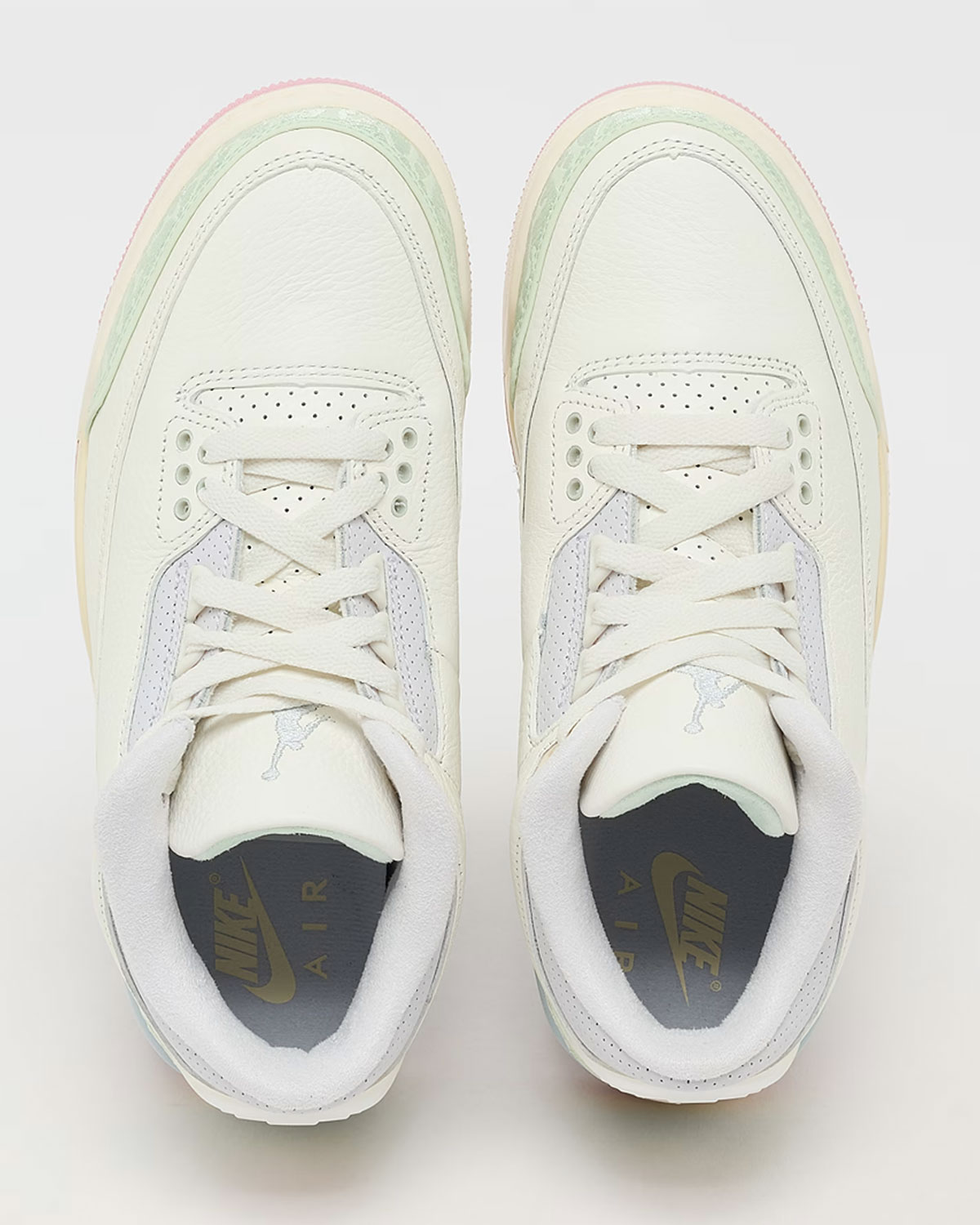 Jordan 3 Easter 4