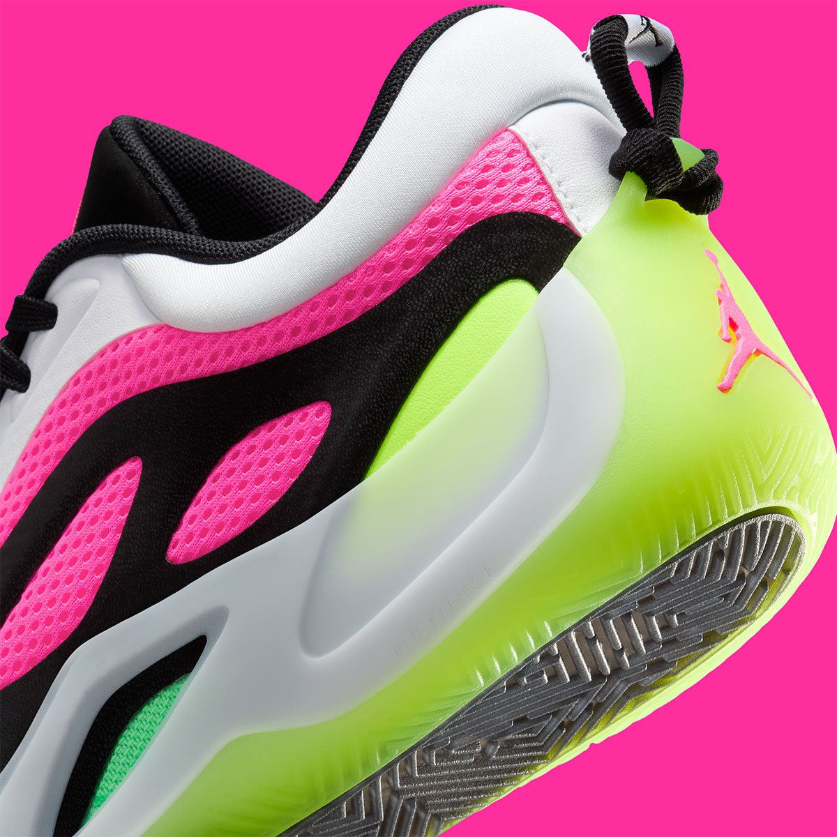 Jordan Heir Series 2 White Pink Hv4417 101 7
