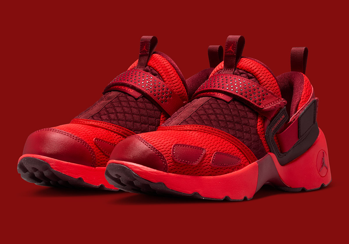 The Jordan Trunner LX Gets Spicy In “Chile Red”
