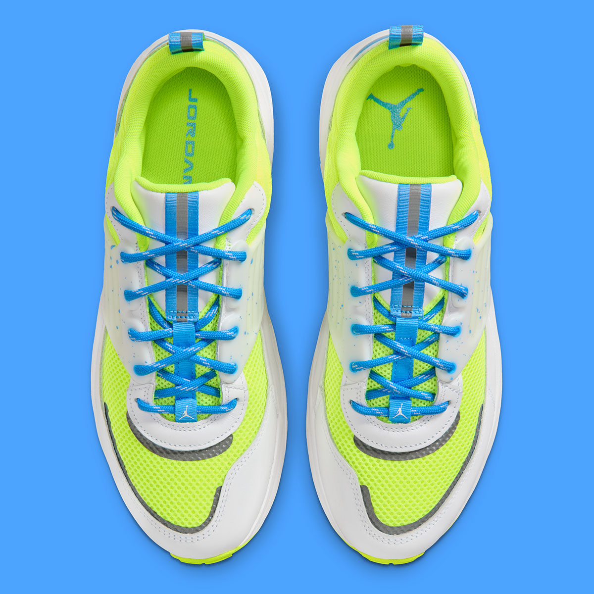 Jordan Trunner O S Volt University Blue White Iq0397 702 4