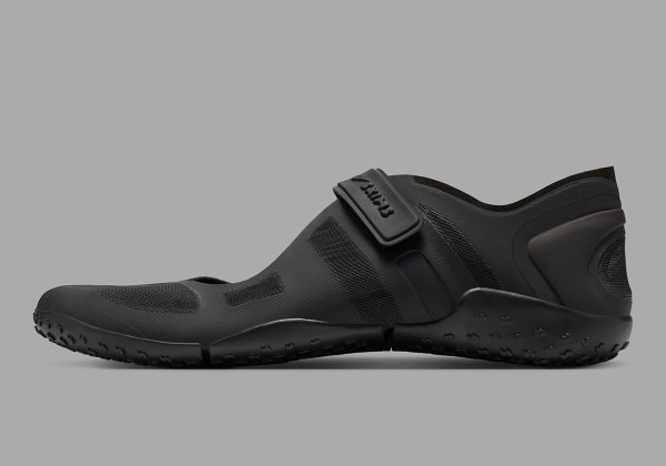Kim Kardashian SKIMS Nike Air Rift Release Date | SneakerNews.com